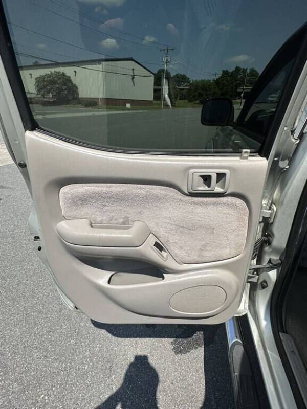 2003 Toyota Tacoma PreRunner V6