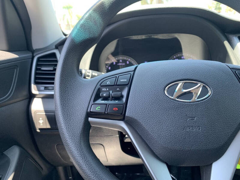 2017 Hyundai Tucson SE