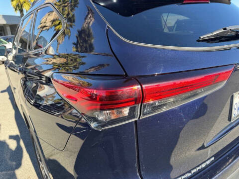 2021 Toyota Highlander Hybrid XLE