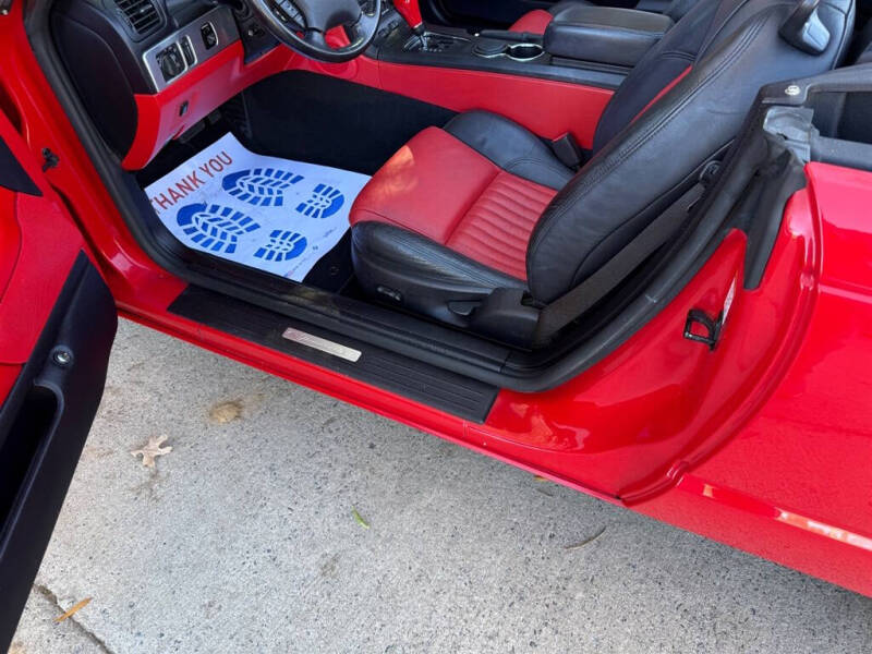 2004 Ford Thunderbird Deluxe