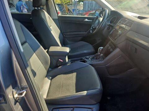 2018 Volkswagen Tiguan 2.0T SEL 4Motion