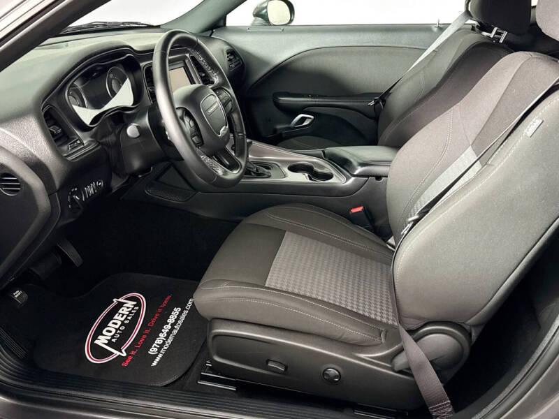 2023 Dodge Challenger SXT