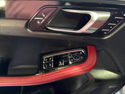 2017 Porsche Macan S