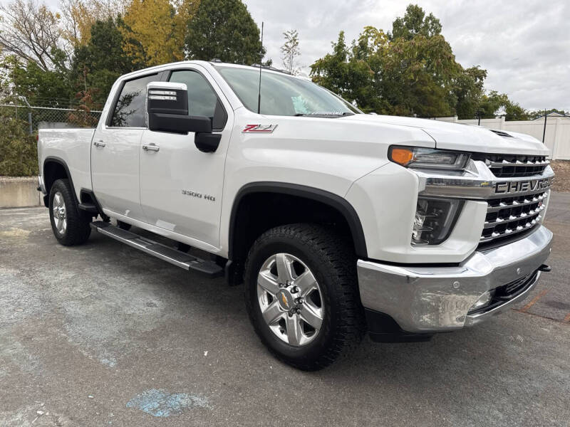 2022 Chevrolet Silverado 3500HD LTZ's photo
