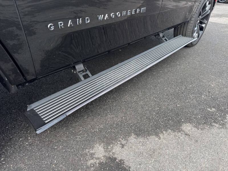 2022 Jeep Grand Wagoneer Series II