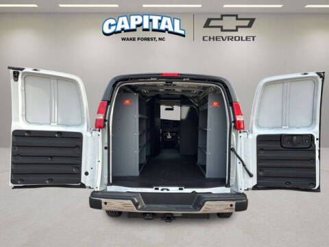 2025 Chevrolet Express 2500