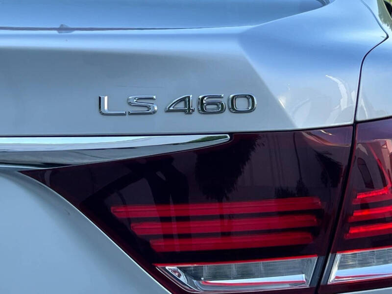 2017 Lexus LS 460