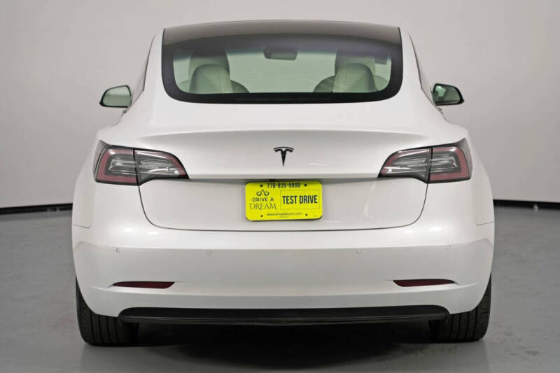 2021 Tesla Model 3 Standard Range Plus