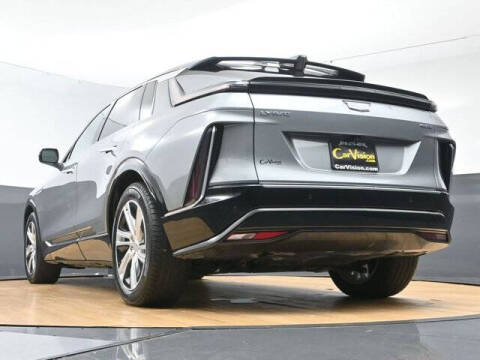 2024 Cadillac LYRIQ Tech