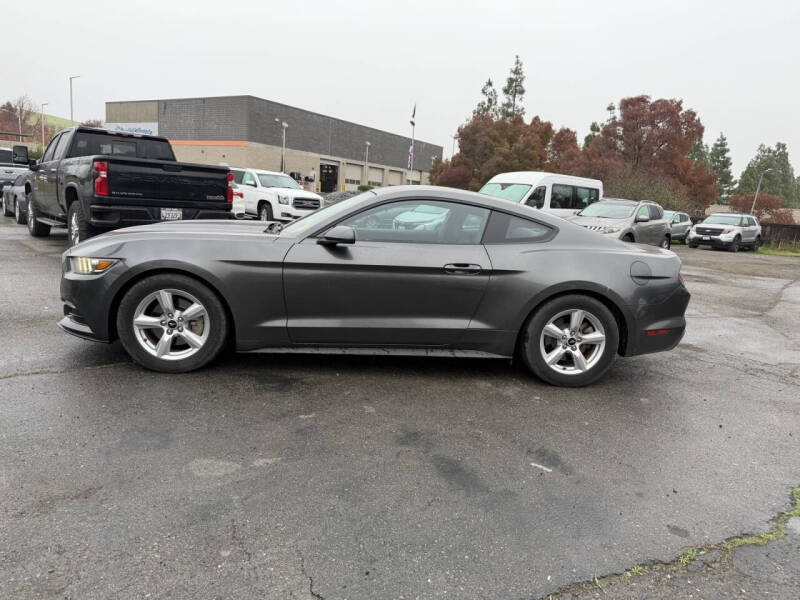 2015 Ford Mustang V6