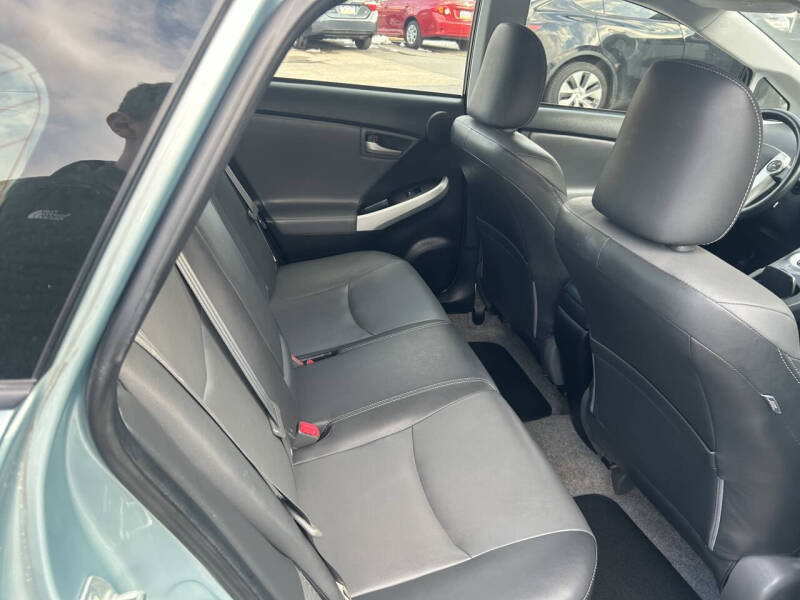 2013 Toyota Prius Three