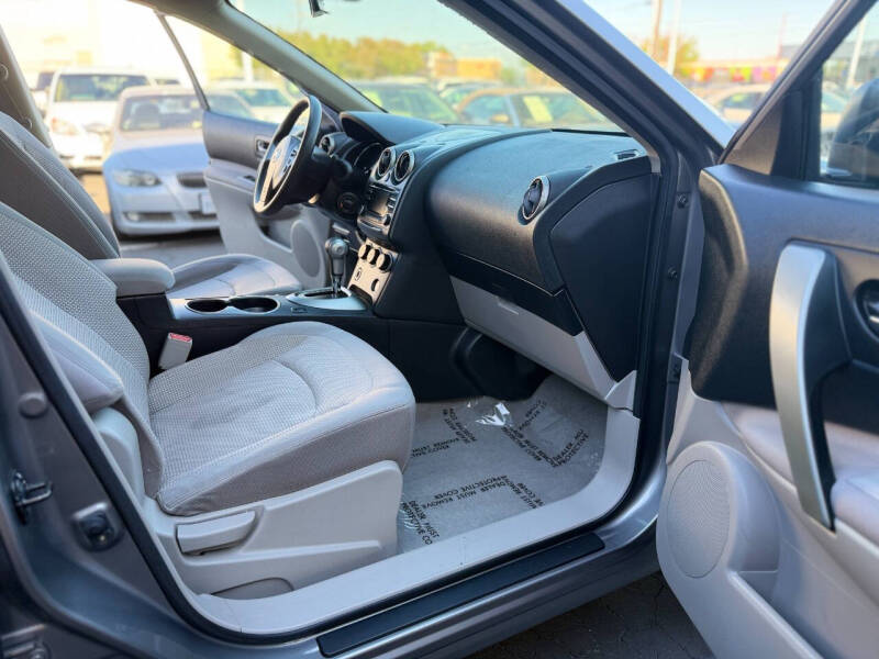 2012 Nissan Rogue SV