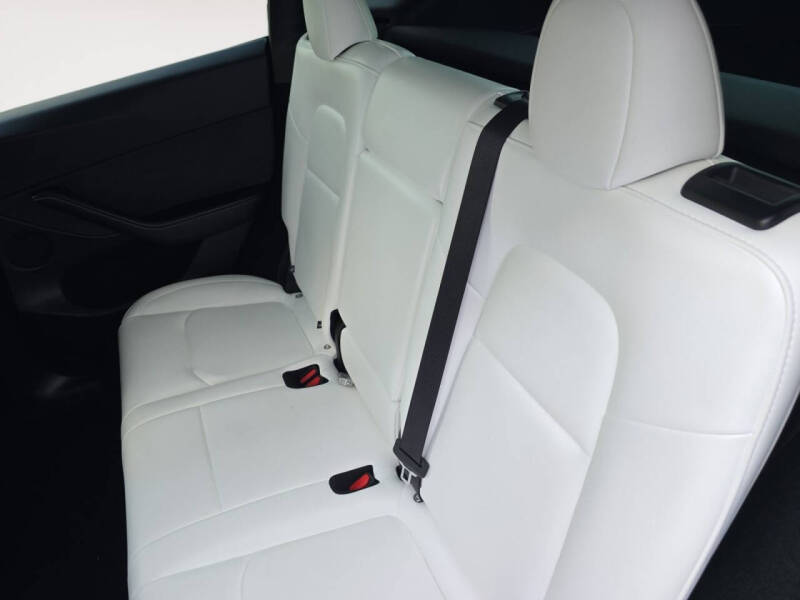 2025 Tesla Model Y Long Range