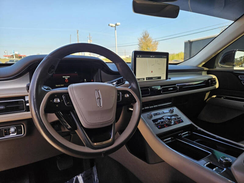 2022 Lincoln Aviator Standard