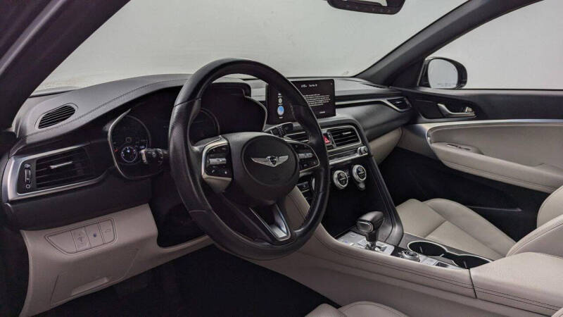 2023 Genesis G70 2.0T