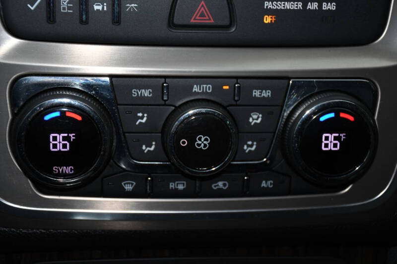 2013 GMC Acadia Denali