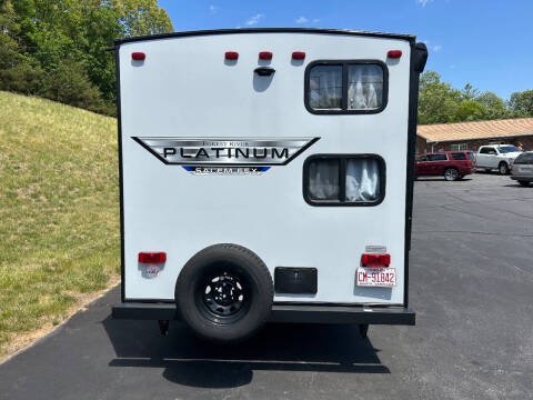 2021 Forest River FSX PLATINUM 179DBKX