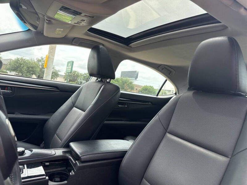 2017 Lexus ES 350