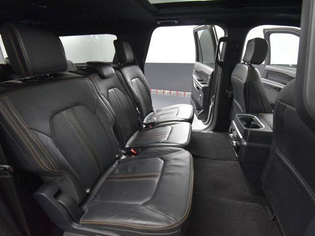 2024 Ford Expedition MAX Platinum