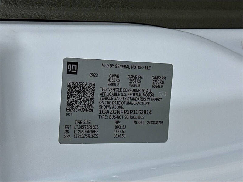 2023 Chevrolet Express LS 3500