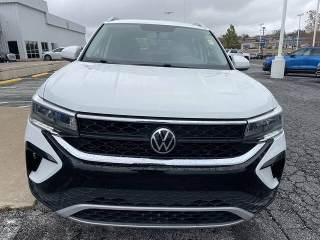 2022 Volkswagen Taos SE 4Motion