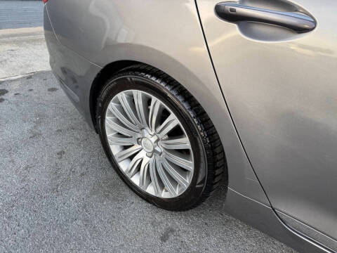 2015 Kia K900 Premium