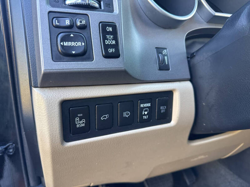 2012 Toyota Sequoia Platinum