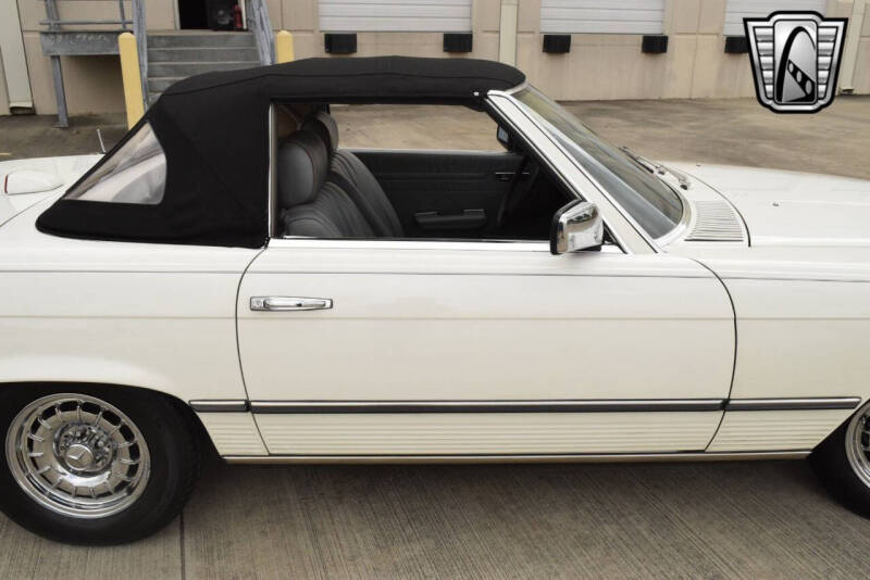 1984 Mercedes-Benz 380-Class 380 SL