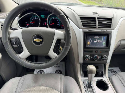 2012 Chevrolet Traverse LS