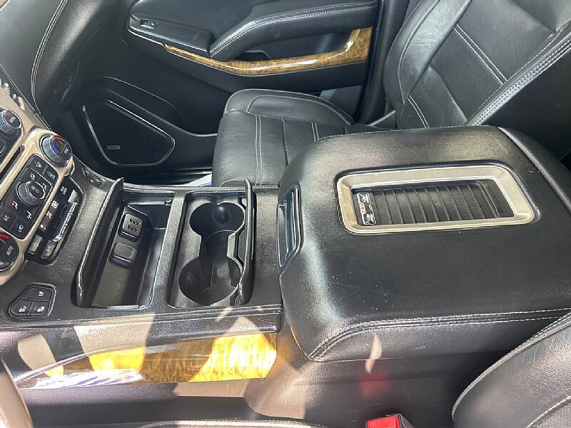 2017 GMC Yukon Denali