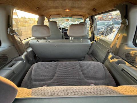 2000 Plymouth Voyager