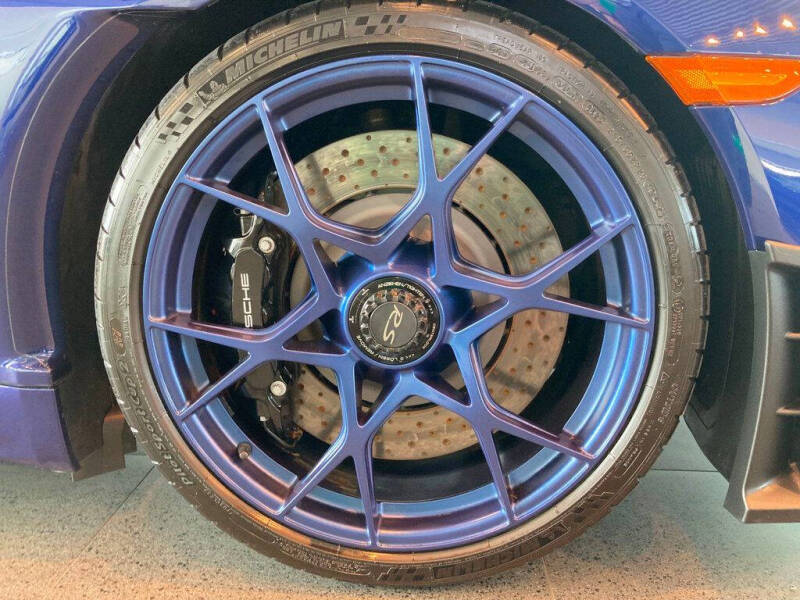 2023 Porsche 718 Cayman GT4 RS