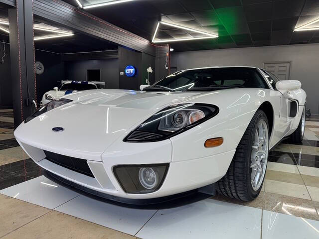 2005 Ford GT