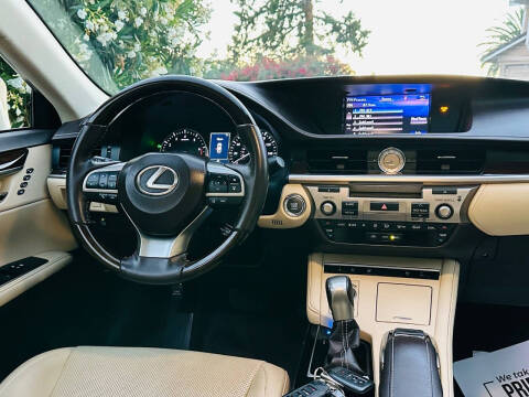 2017 Lexus ES 350