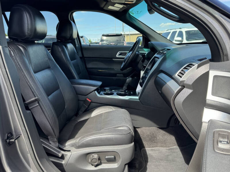 2012 Ford Explorer XLT