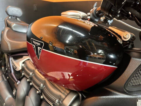 2025 Triumph Rocket 3 Storm GT Sapphire Bla