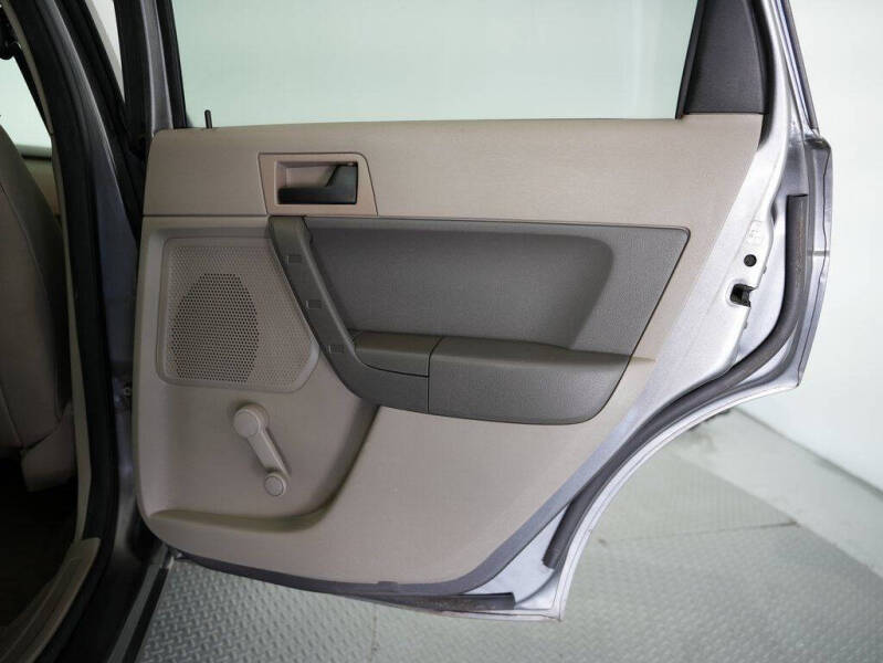2009 Ford Focus S