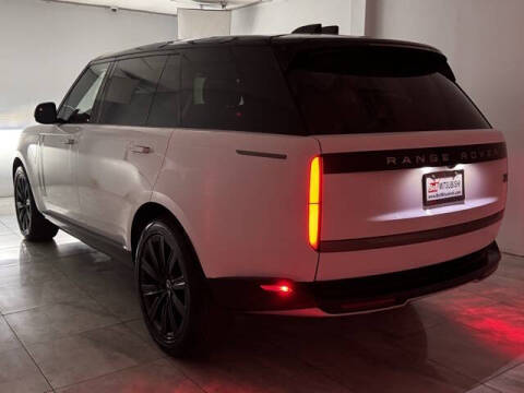 2023 Land Rover Range Rover P530 SE LWB