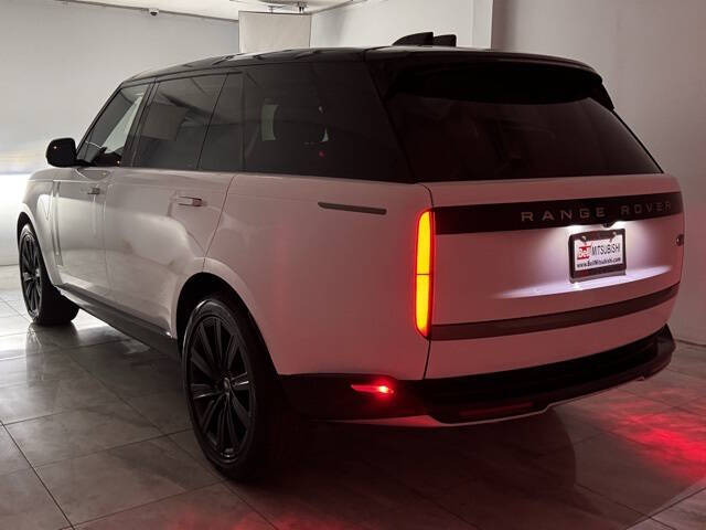 2023 Land Rover Range Rover P530 SE LWB
