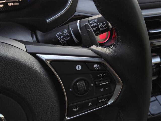 2025 Acura MDX w/Tech