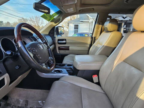 2011 Toyota Sequoia Platinum