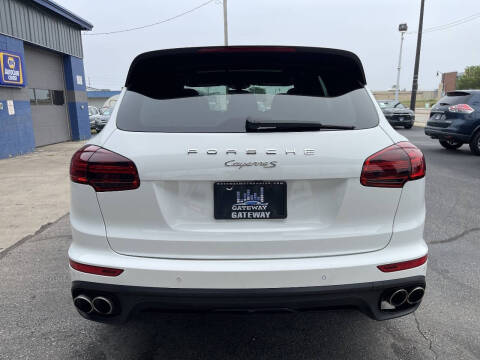 2015 Porsche Cayenne S