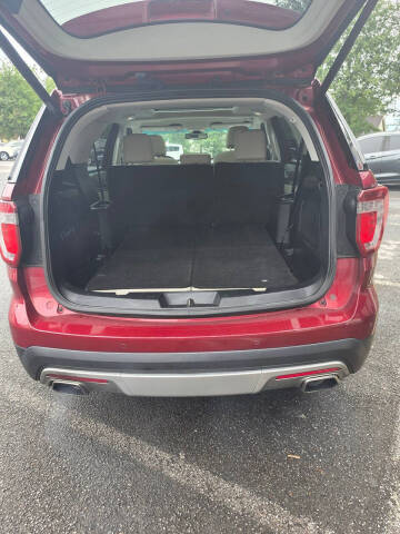 2017 Ford Explorer Platinum