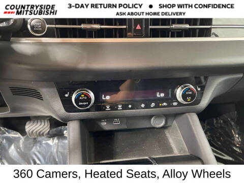 2023 Mitsubishi Outlander SE