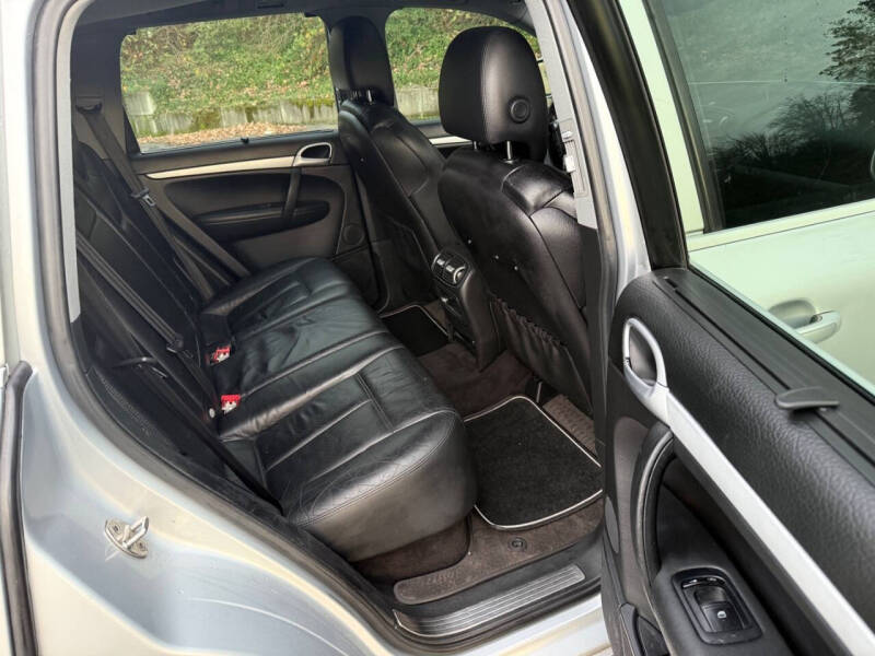 2005 Porsche Cayenne S