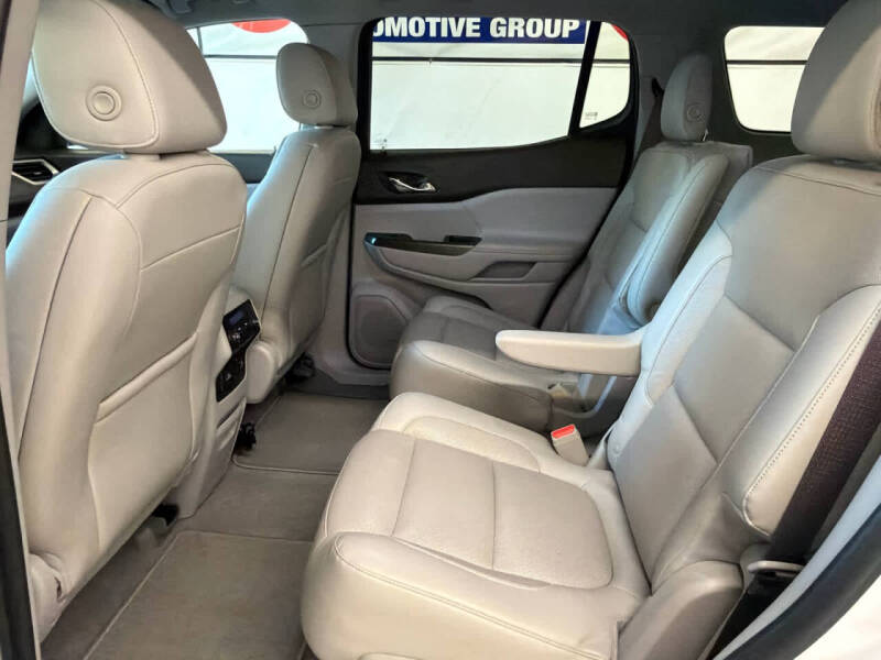 2017 GMC Acadia SLT-1