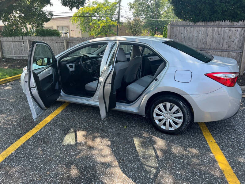 2016 Toyota Corolla LE