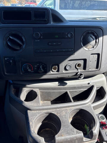 2012 Ford E-Series E-350 SD