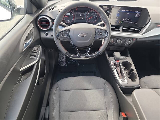 2026 Chevrolet Trax RS