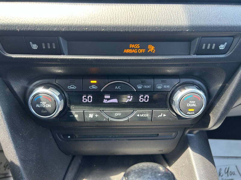 2015 Mazda MAZDA3 i Grand Touring